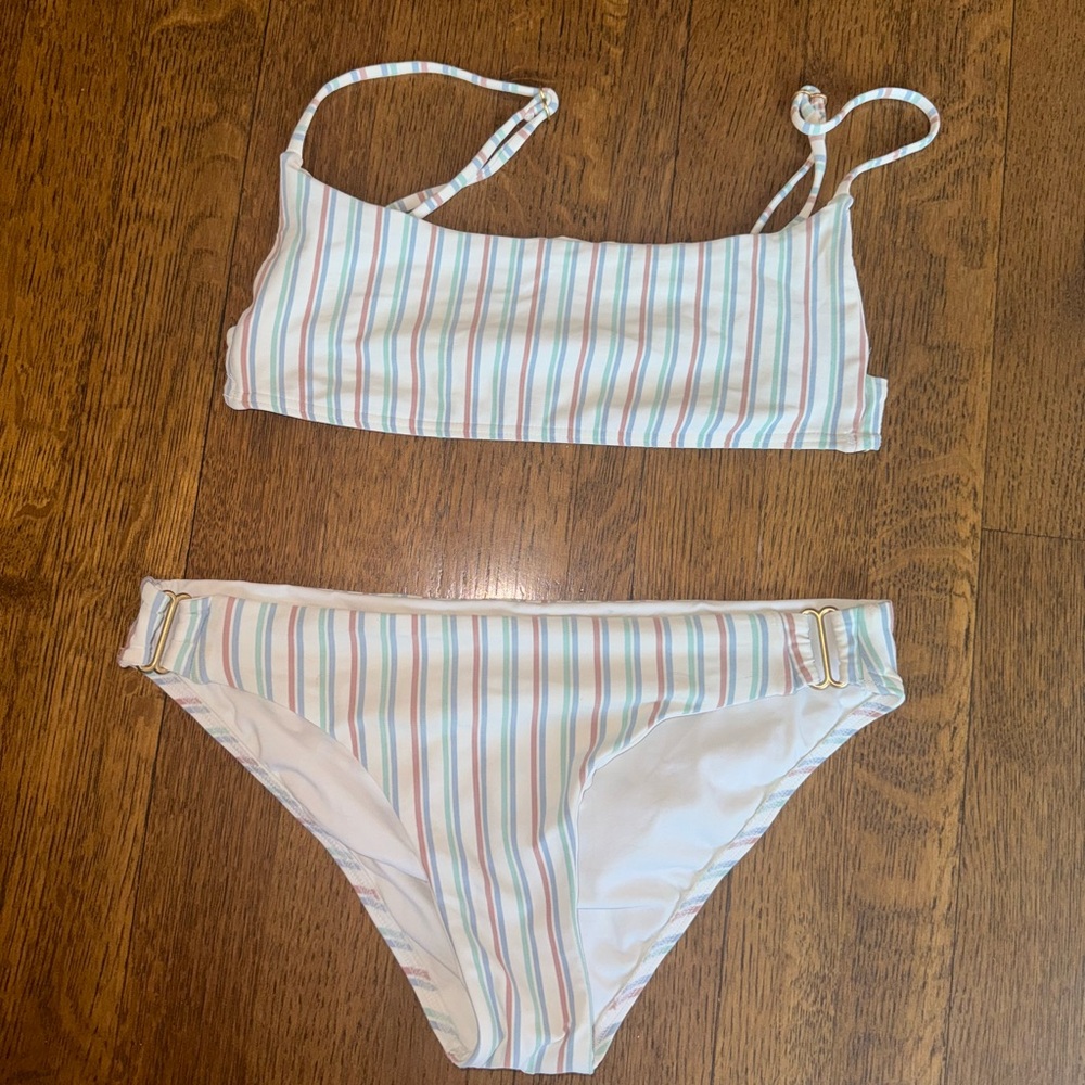 L space swimsuit